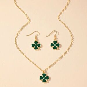 Green Four Leaf Clover Set - Necklace and Earrings - Year Round Set = - NWT